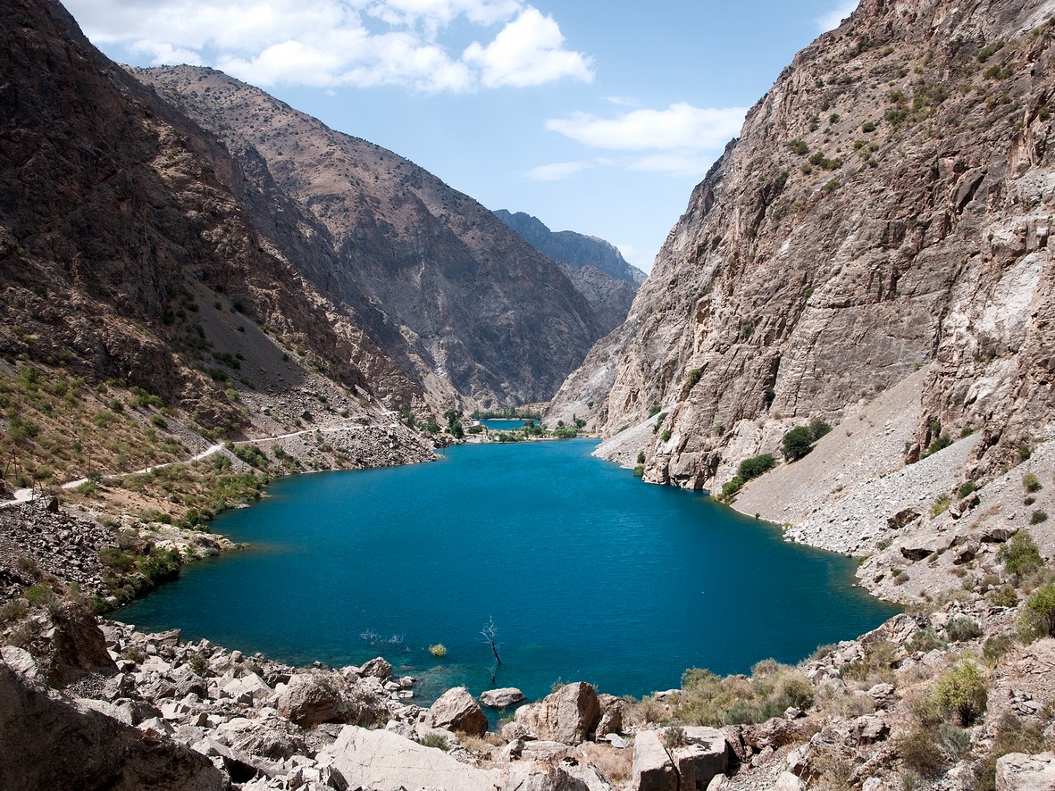 Куль река. Хафткул Пенджикент. Долина Хафткул. Природа Таджикистана Хафткул. Озеро Хафткул.